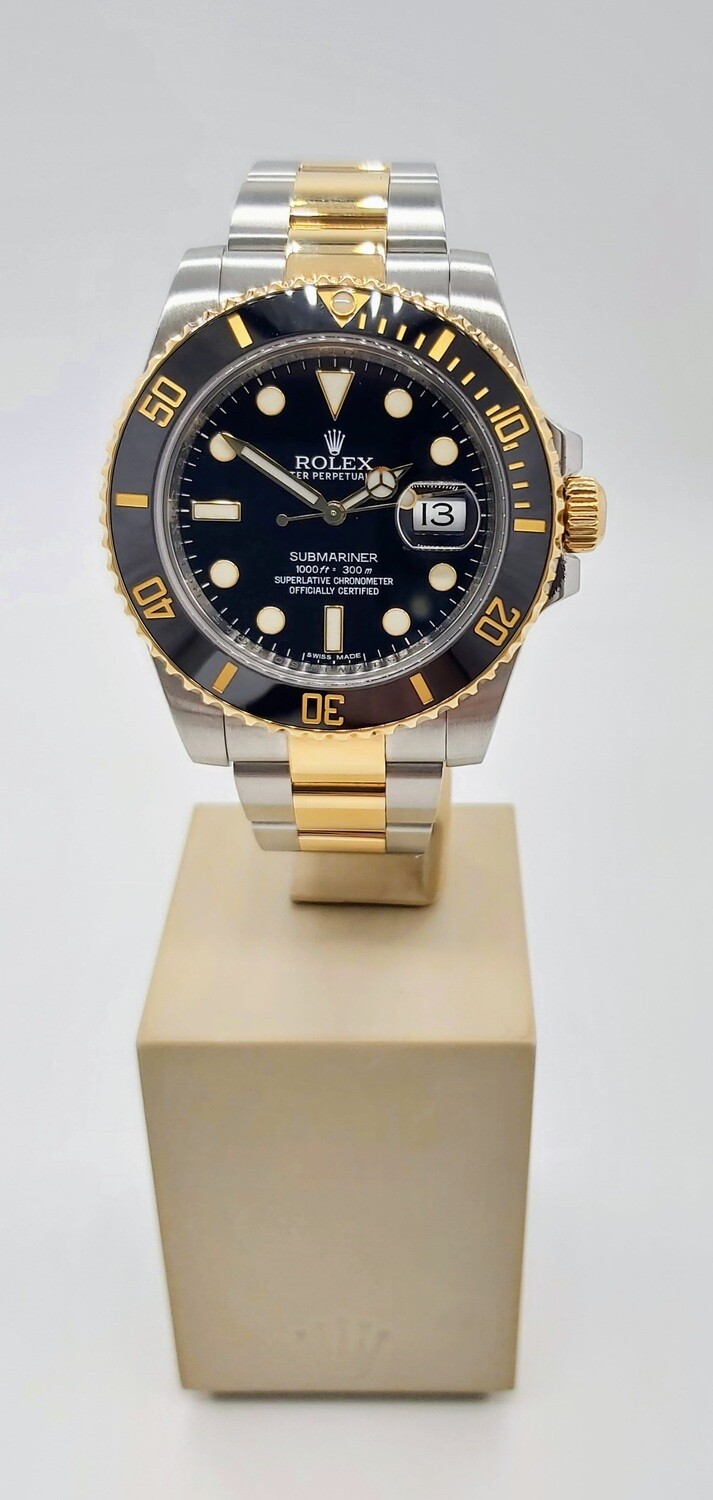 Rolex Submariner 116613LN - 2012 Full Set