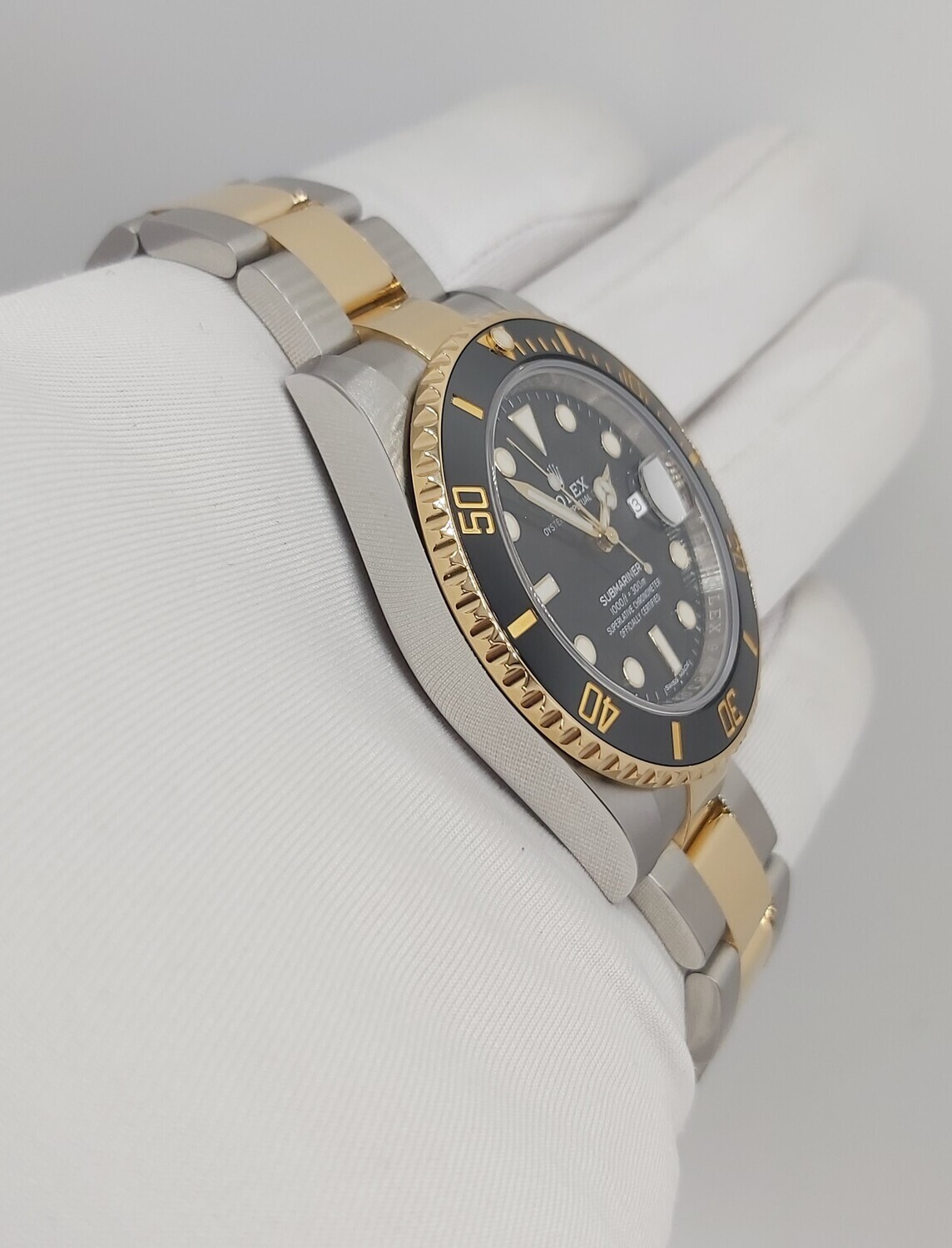 Rolex Submariner 116613LN - 2019 Full Set