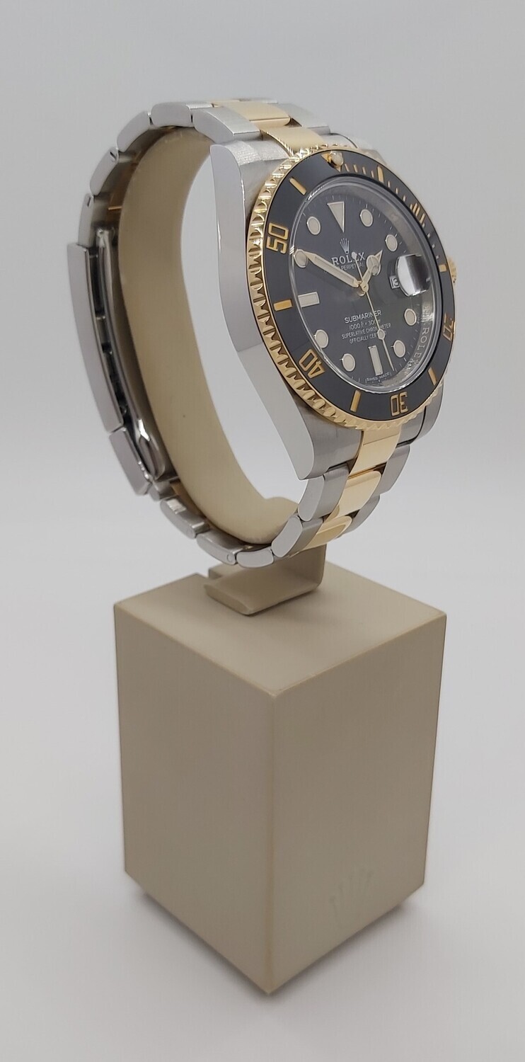 Rolex Submariner 116613LN - 2019 Full Set