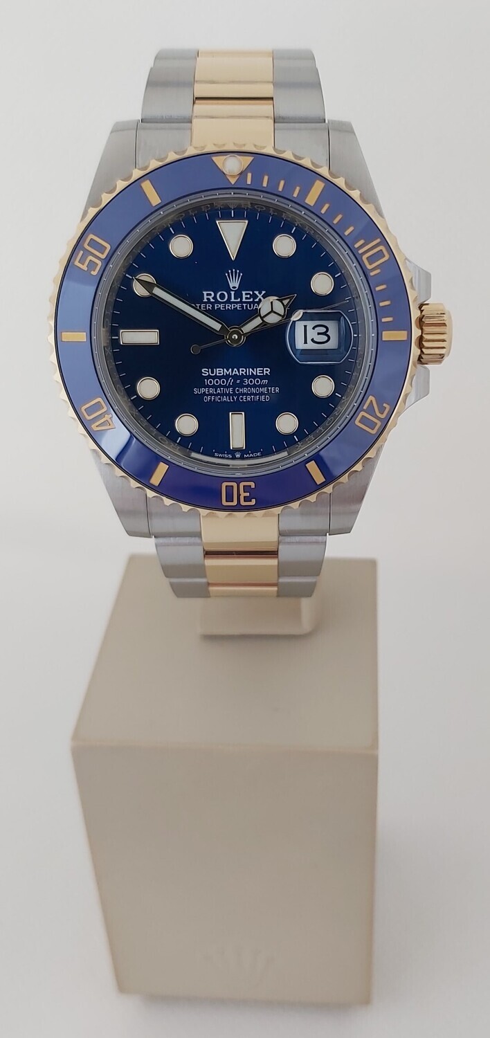 Rolex Submariner 126613LB - New &amp; Unworn 2022 - Full Set Bluesy