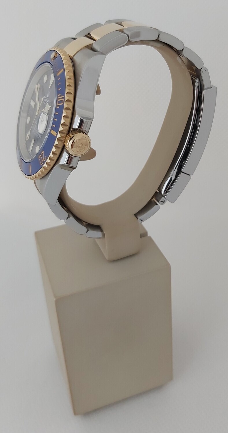 Rolex Submariner 126613LB - New &amp; Unworn 2022 - Full Set Bluesy