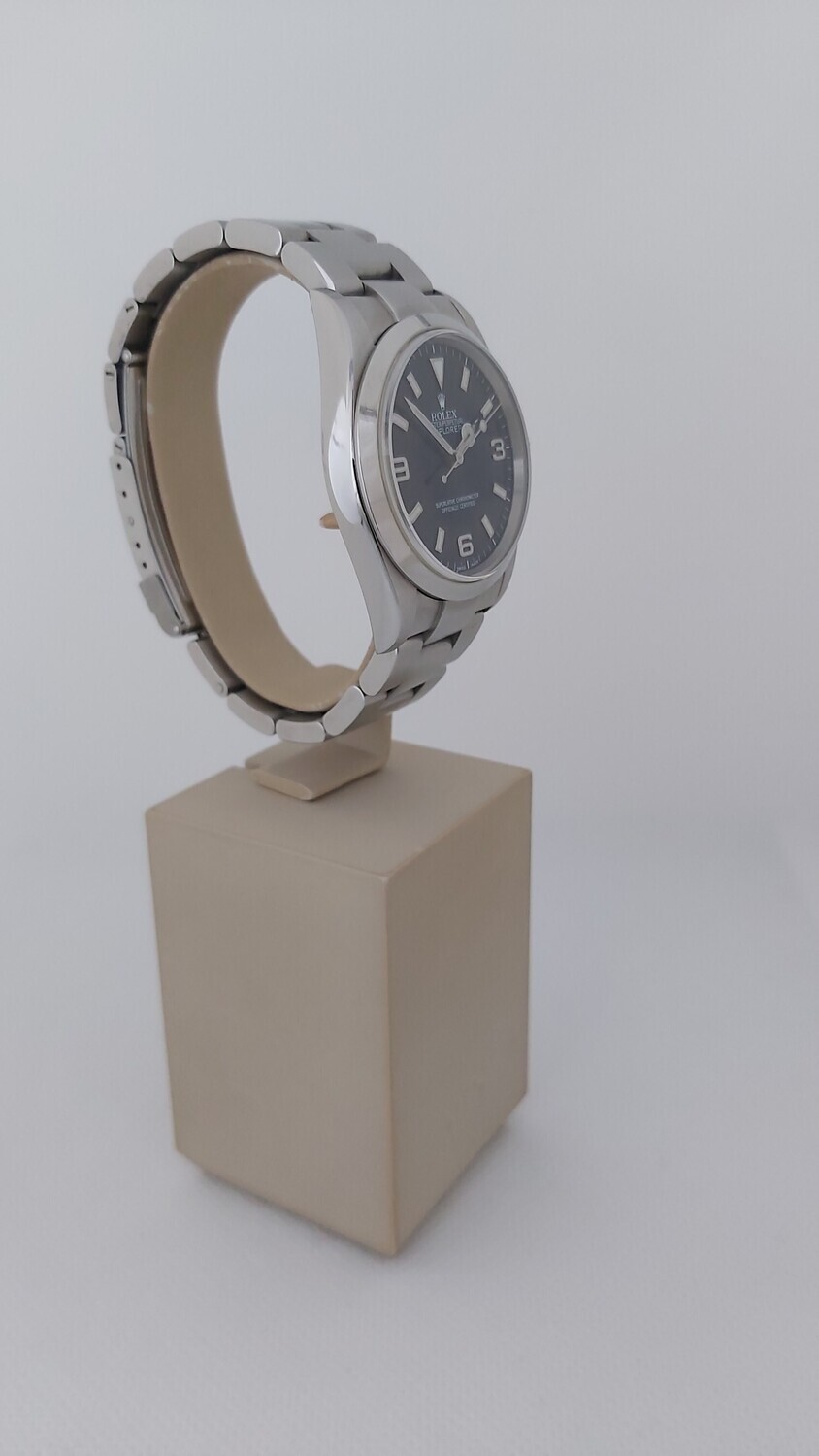Rolex Explorer 114270 - 2001 - Excellent Condition Full Set