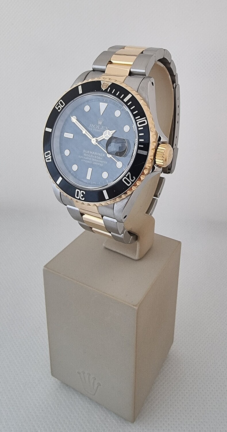 Rolex Submariner 16613LN - 1996 Full Set