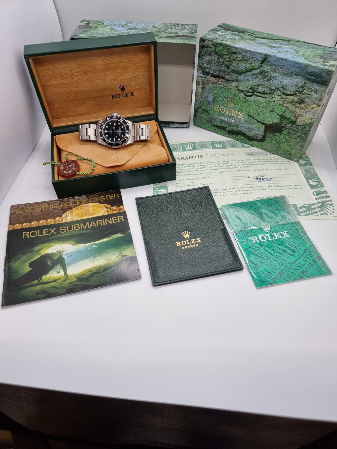 Rolex Sea-Dweller 16600 &#39;Serif Fat 4&#39; Bezel - 2000