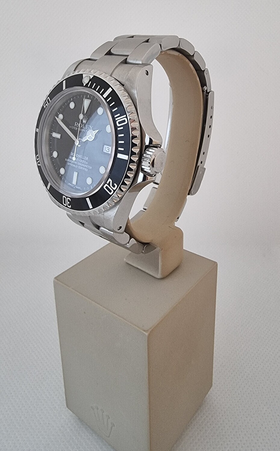 Rolex Sea-Dweller 16600 &#39;Serif Fat 4&#39; Bezel - 2000