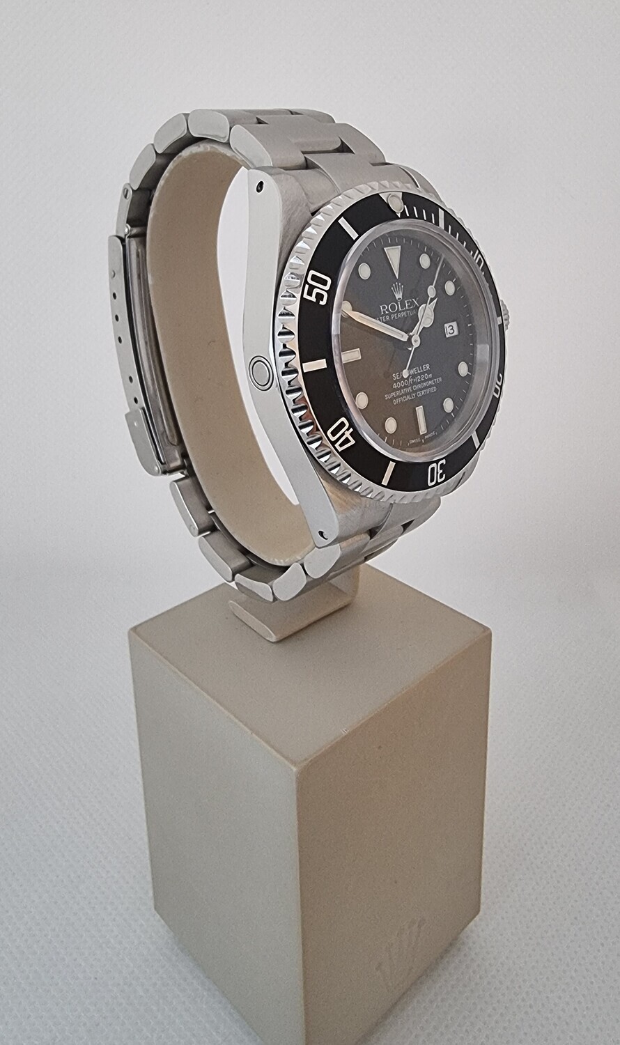 Rolex Sea-Dweller 16600 &#39;Serif Fat 4&#39; Bezel - 2000