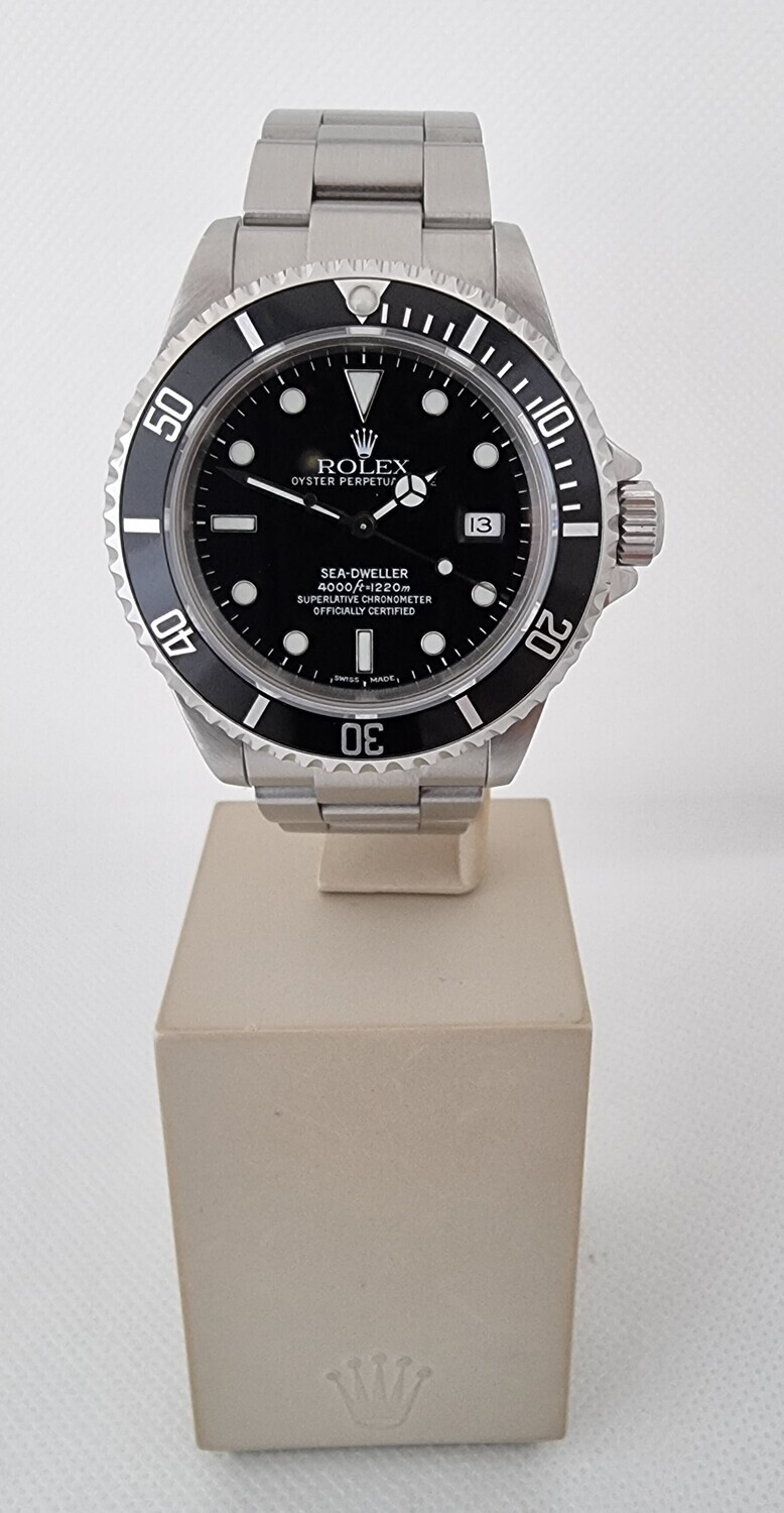 Rolex Sea-Dweller 16600 &#39;Serif Fat 4&#39; Bezel - 2000
