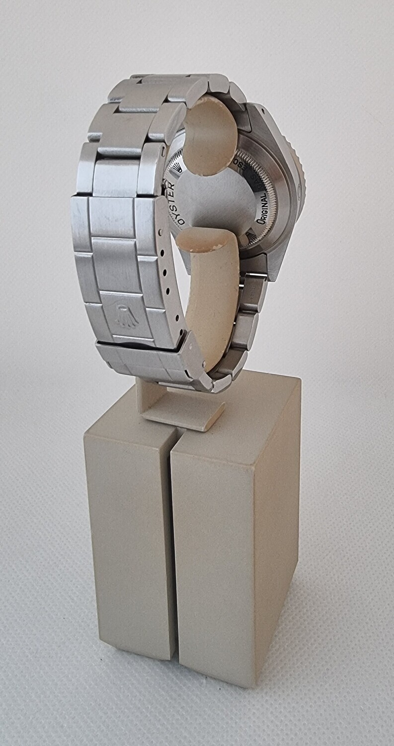 Rolex Sea-Dweller 16600 &#39;Serif Fat 4&#39; Bezel - 2000