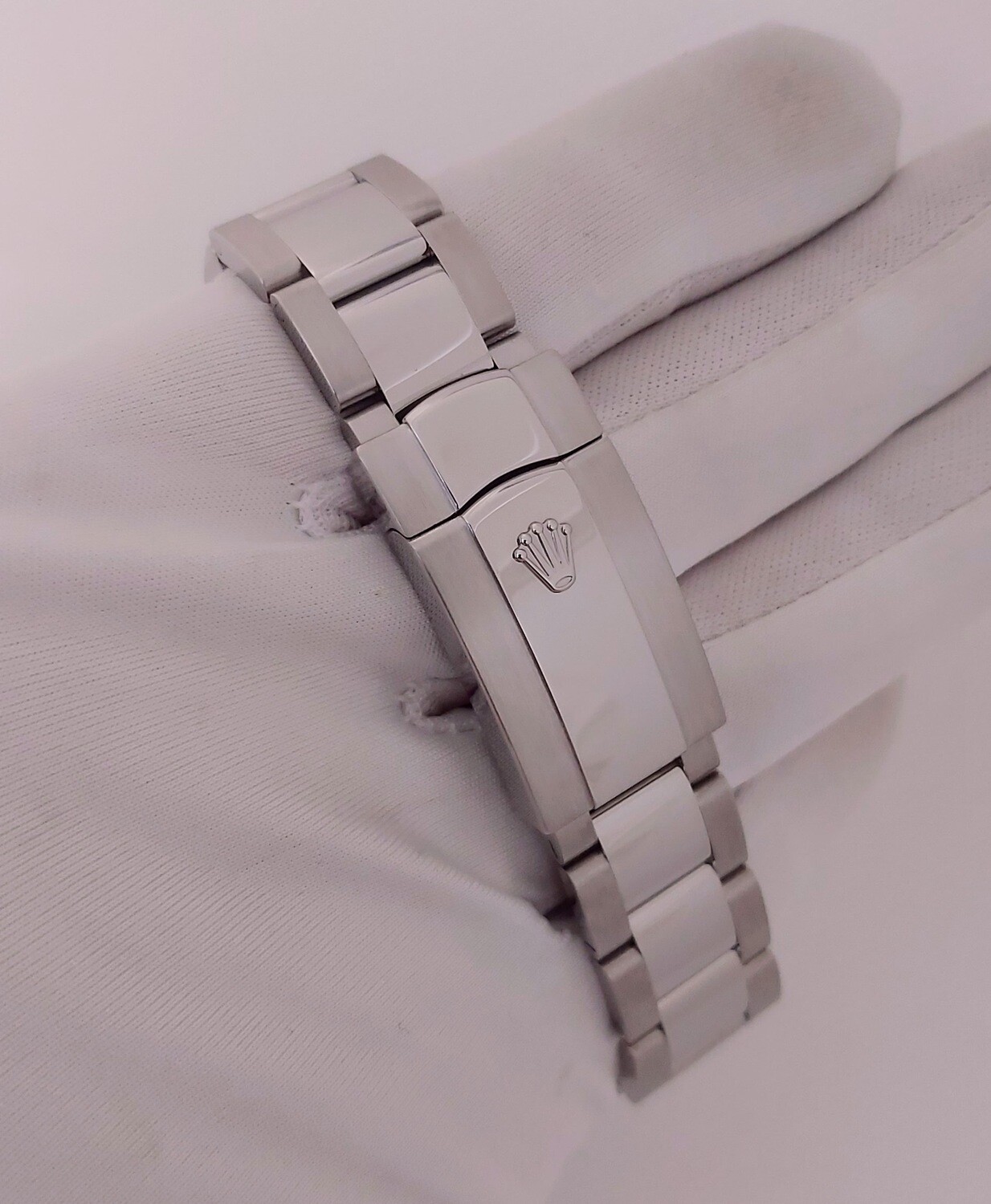 Rolex Milgauss 116400GV, 2020 Excellent Condition - Full Set