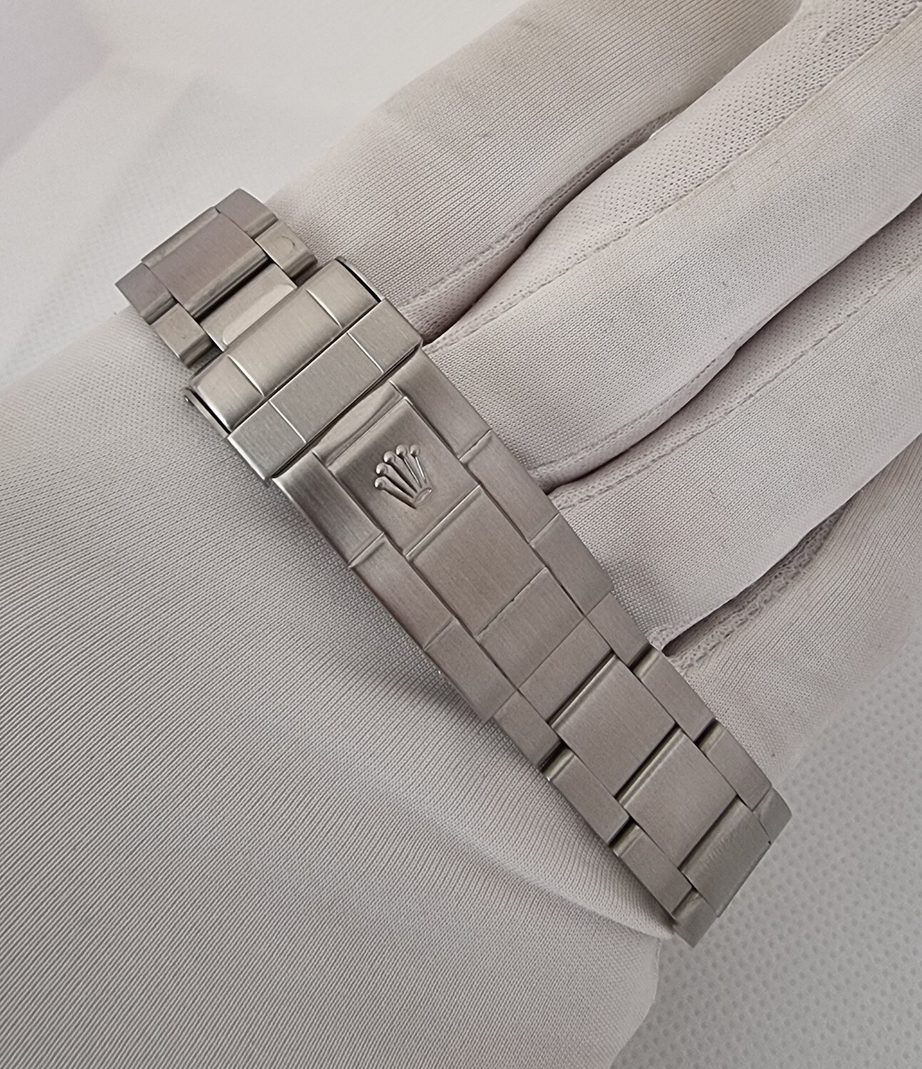 Rolex Submariner 16610LV Kermit - 2005 with recent 2022 Rolex Service