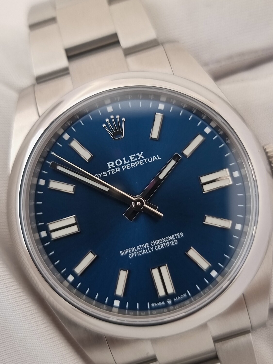 Rolex Oyster Perpetual 41 - Blue Dial - Full Set 2022 New/Unworn