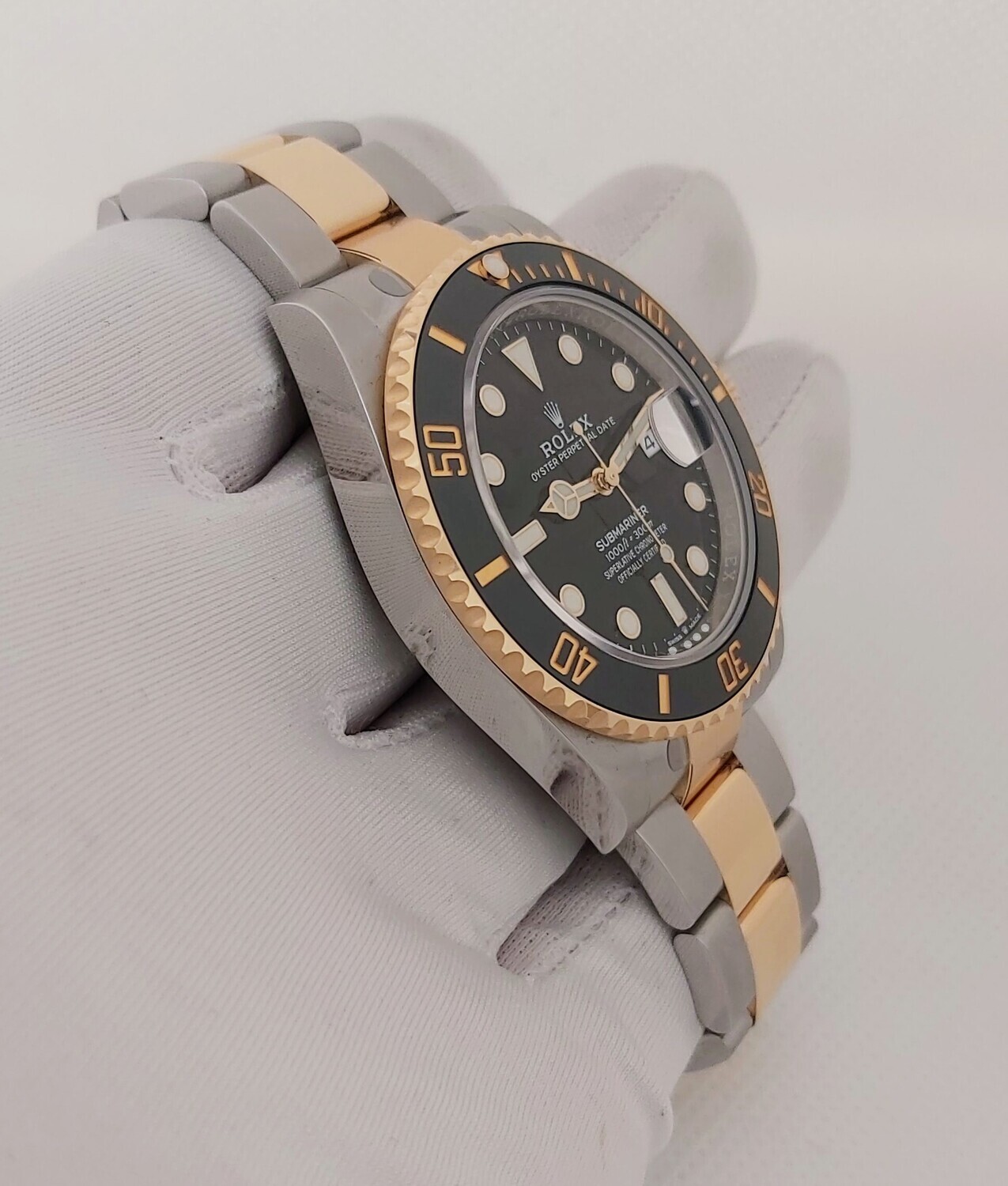 Rolex Submariner 126613LN - 2022 Full Set - Exceptional Condition