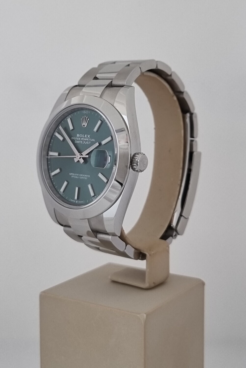 Rolex Datejust 41mm 126300 - 2022 Full Set - New/Unworn