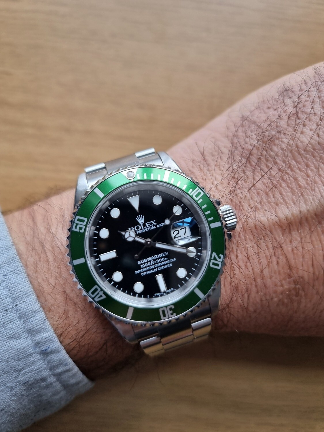 Rolex Submariner 16610LV Kermit - 2005 Full Set, with 2017 Rolex Service Card