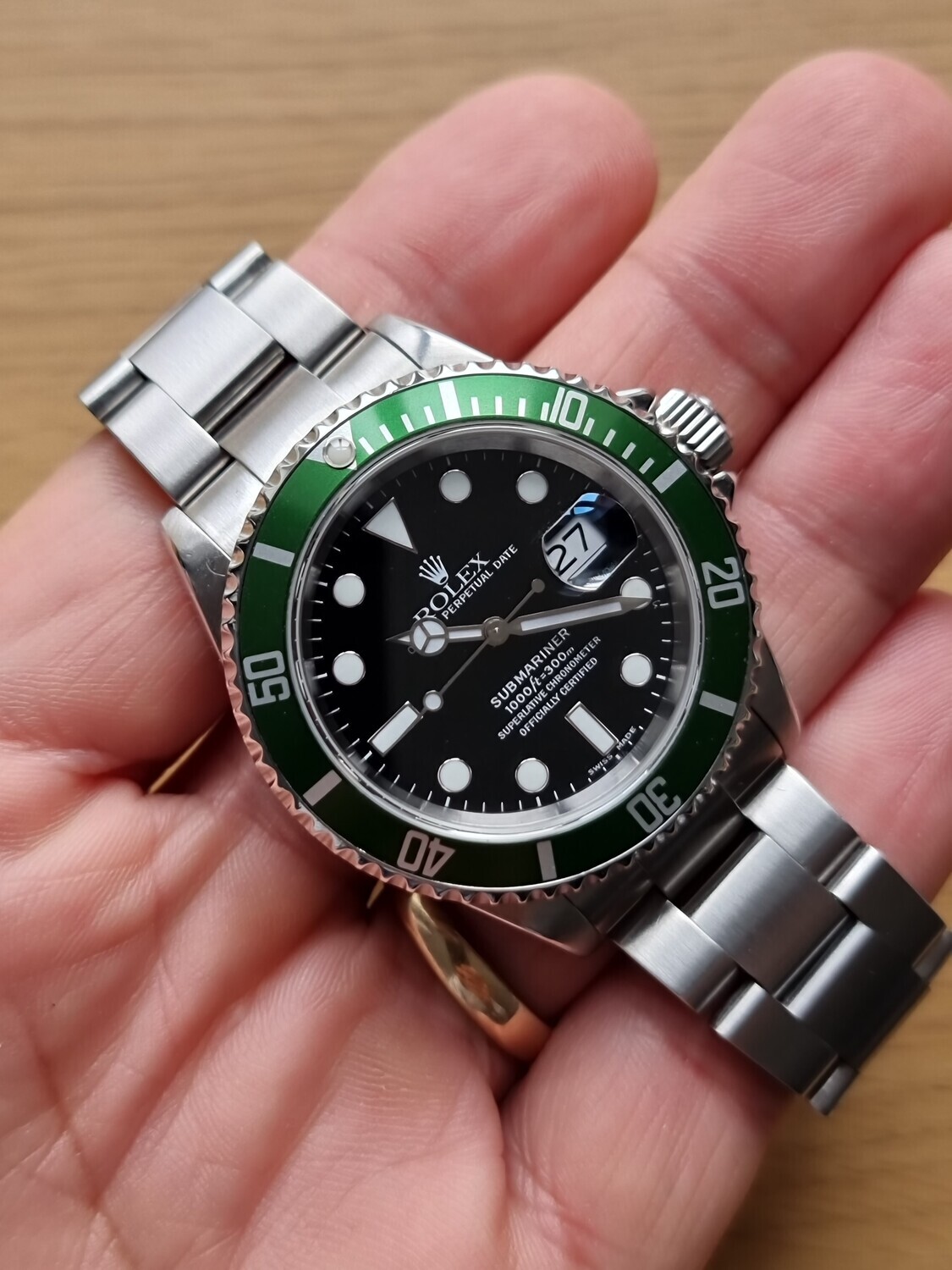 Rolex Submariner 16610LV Kermit - 2005 Full Set, with 2017 Rolex Service Card