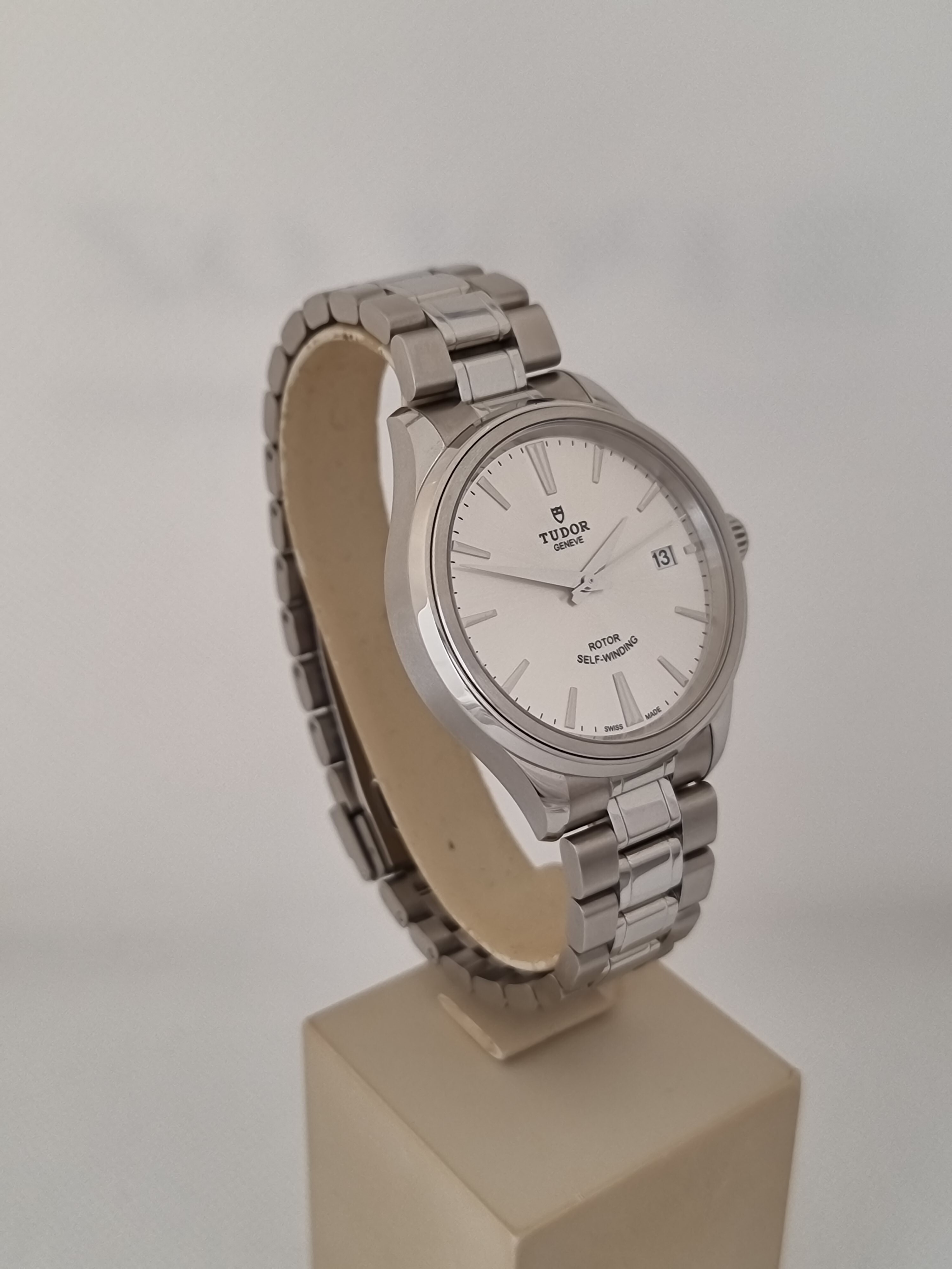 Tudor 12500 shop