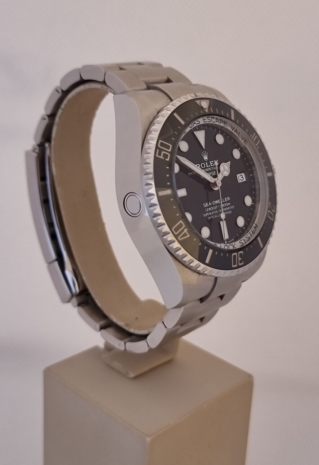 Rolex Sea-Dweller Deepsea, 136660 &#39;The Latest Release, 2022 Full Set/Unworn