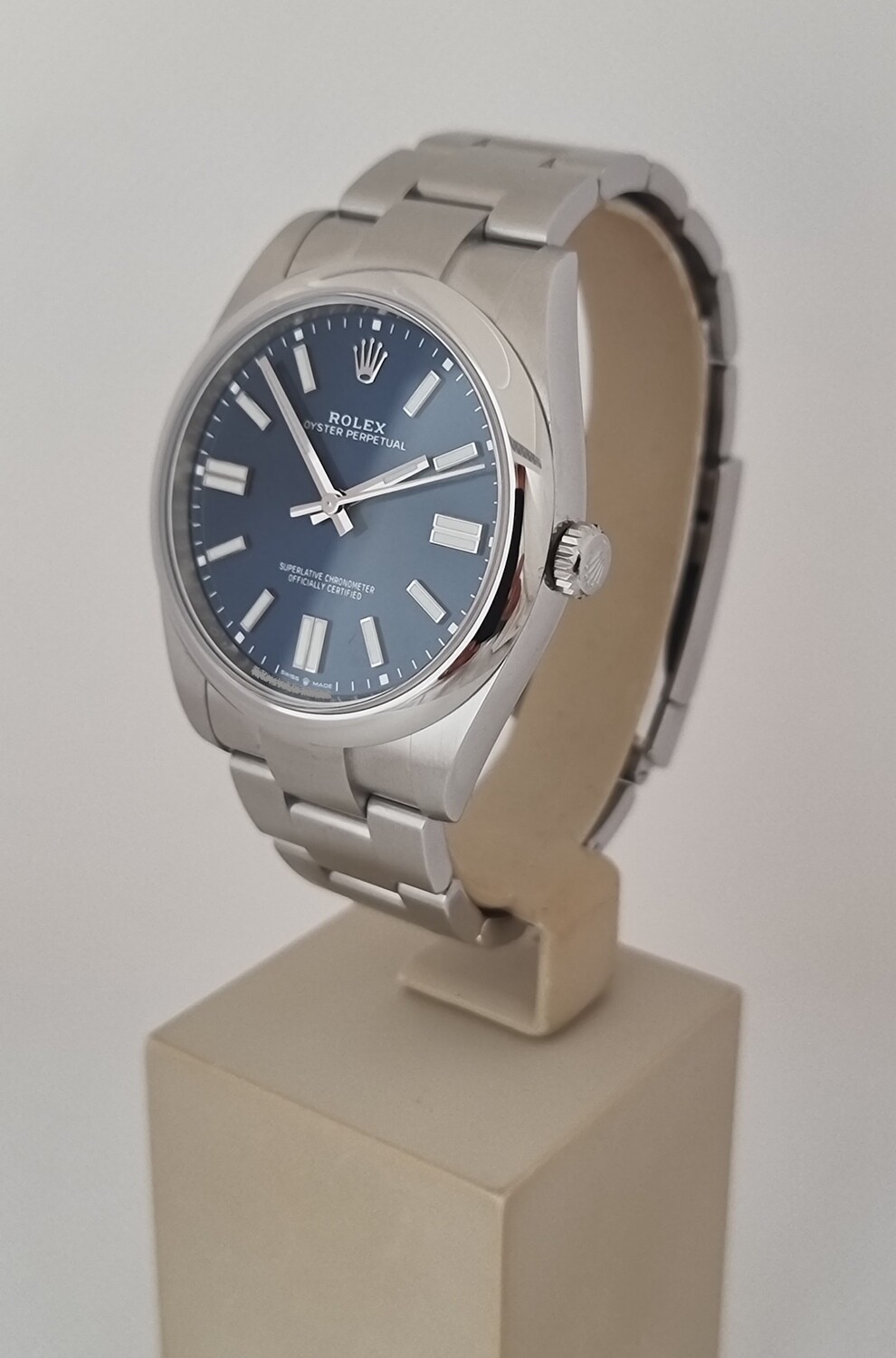 Rolex Oyster Perpetual 41 - 124300 Blue Dial - 2022 New &amp; Unworn - Full Set
