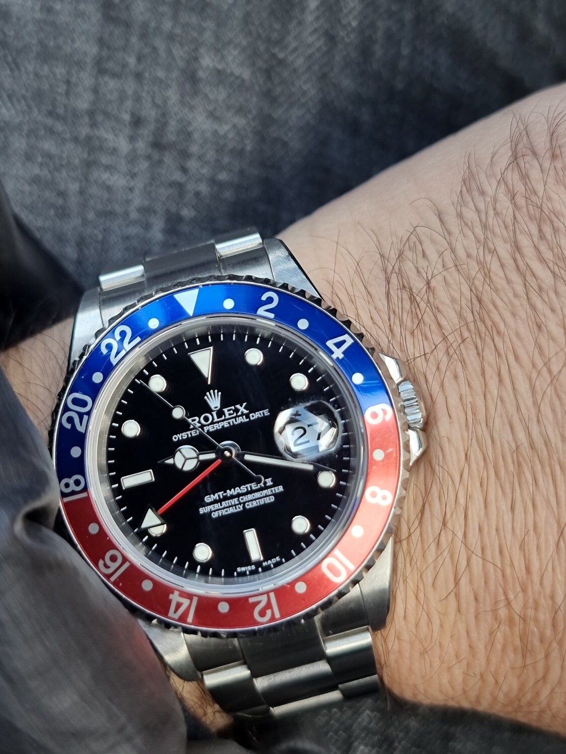 Rolex GMT Master II 16710LN, 2005 Collectors Full Set, 2020 Rolex Service
