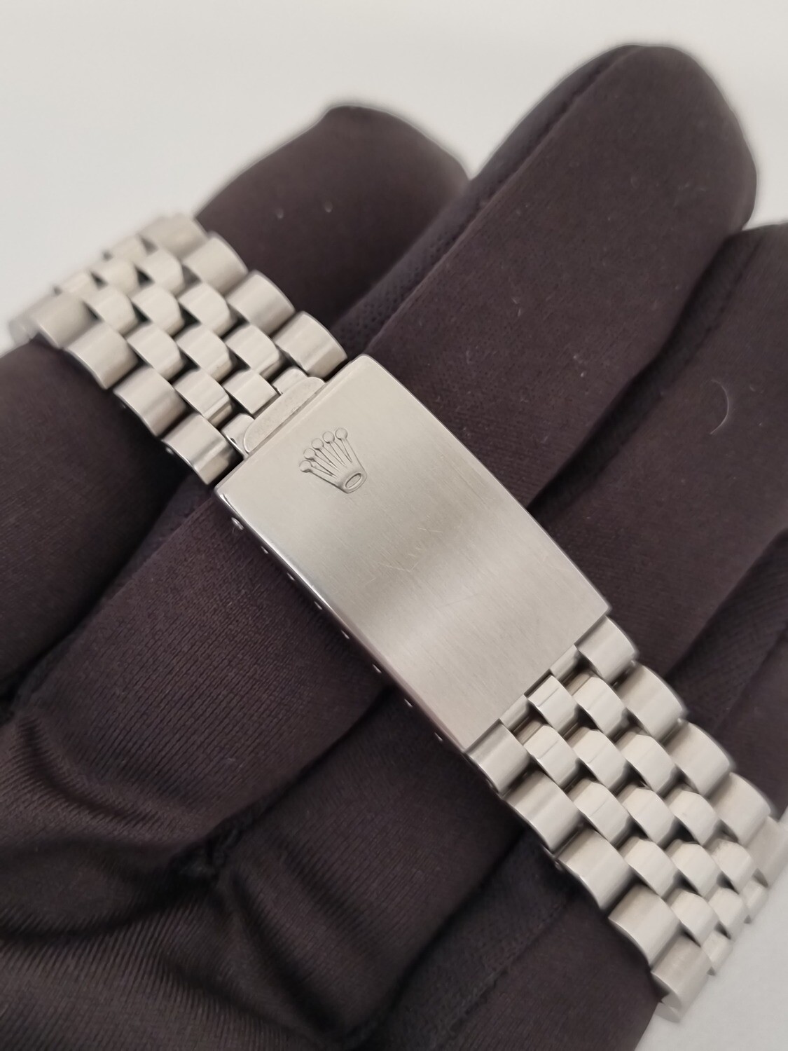 Rolex Datejust 16030, Rare White Buckley Dial, 1981 with Box/Booklets/tag