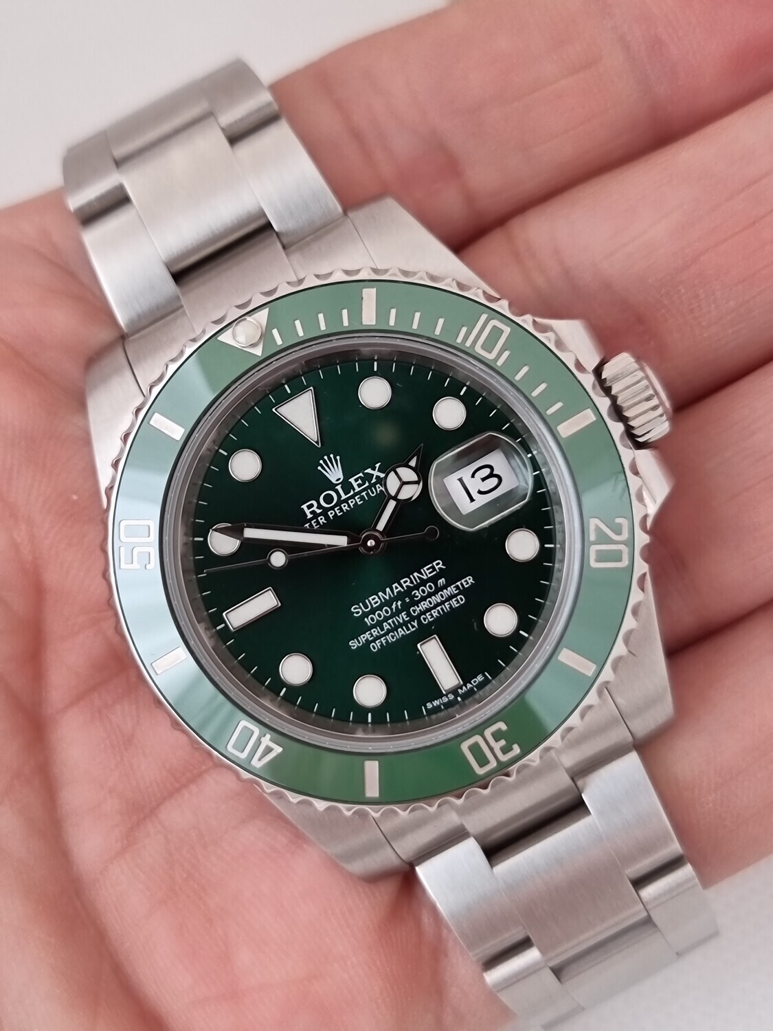 Rolex Submariner 116610LV Hulk - 2013 Full Set - Exceptional Condition