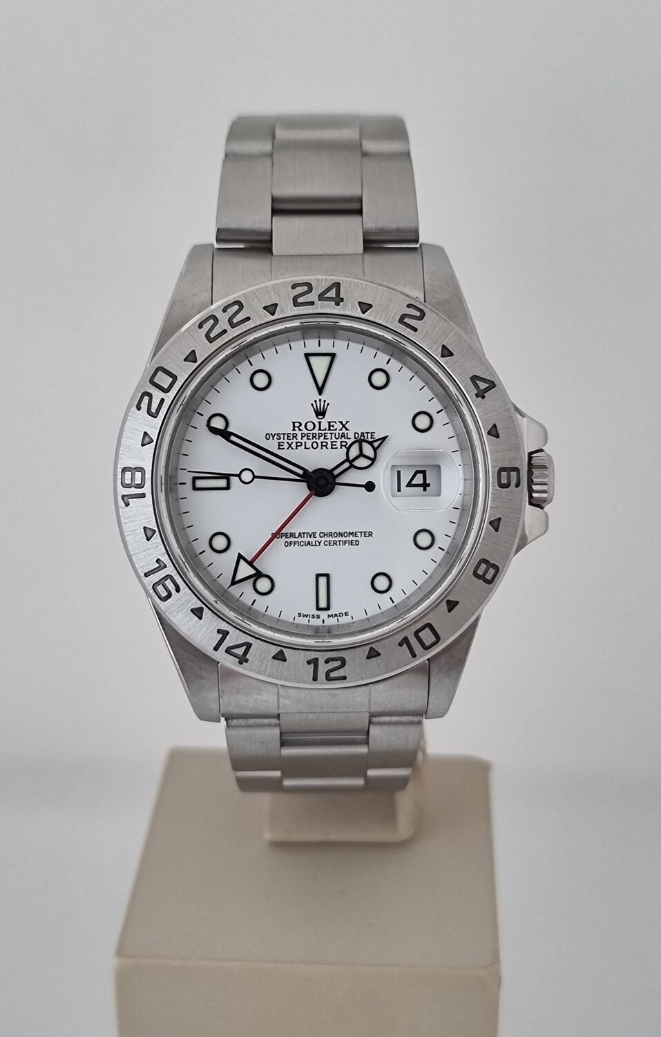 Rolex Explorer II 16570 &#39;Polar&#39; Dial - 2000 Full Collectors Set