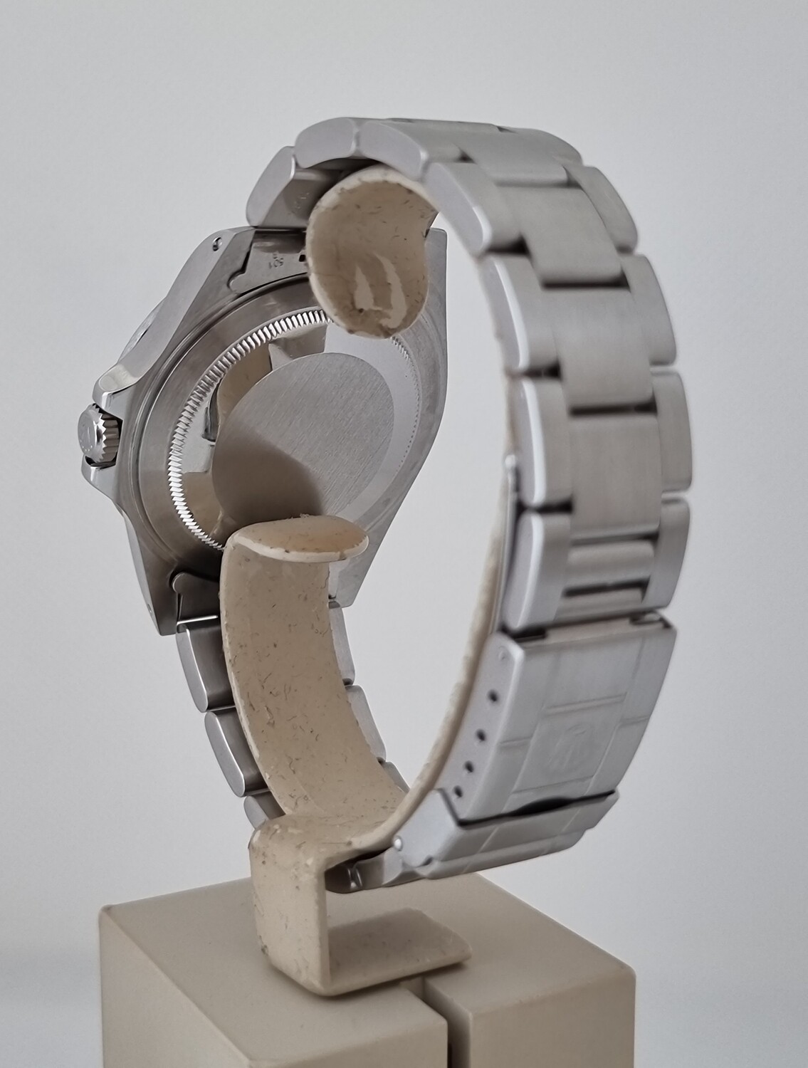 Rolex Explorer II 16570 &#39;Polar&#39; Dial - 2000 Full Collectors Set