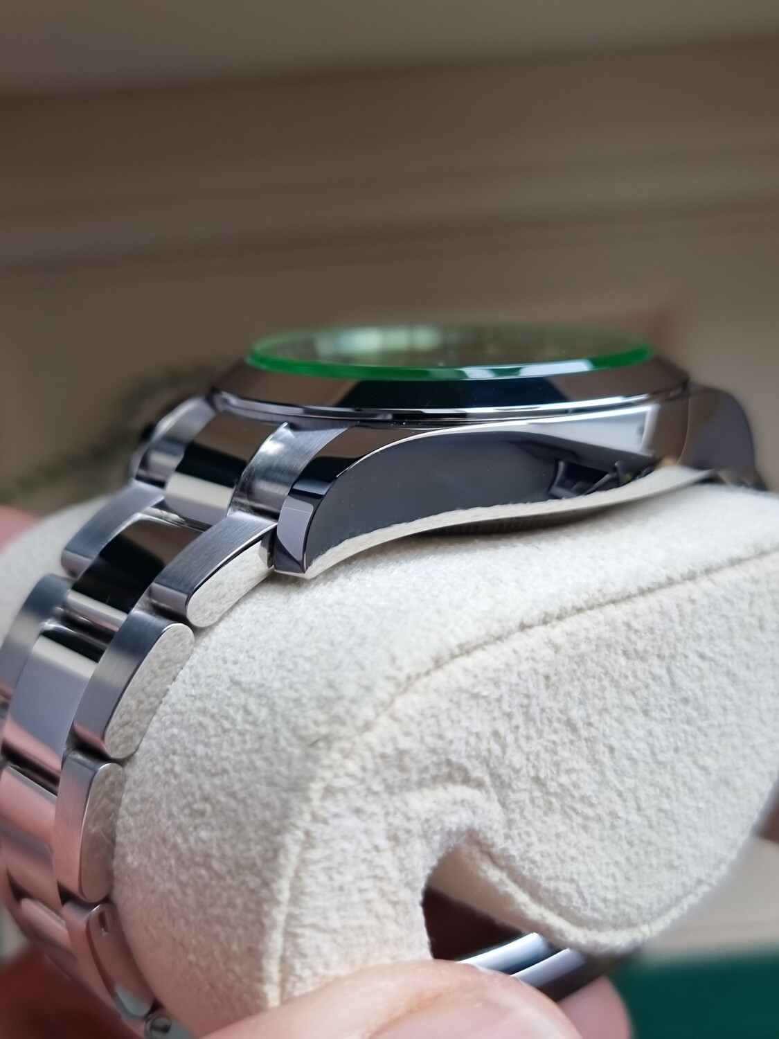 Rolex Milgauss 116400GV, 2022 Full Set, Excellent Condition, Discontinued Model