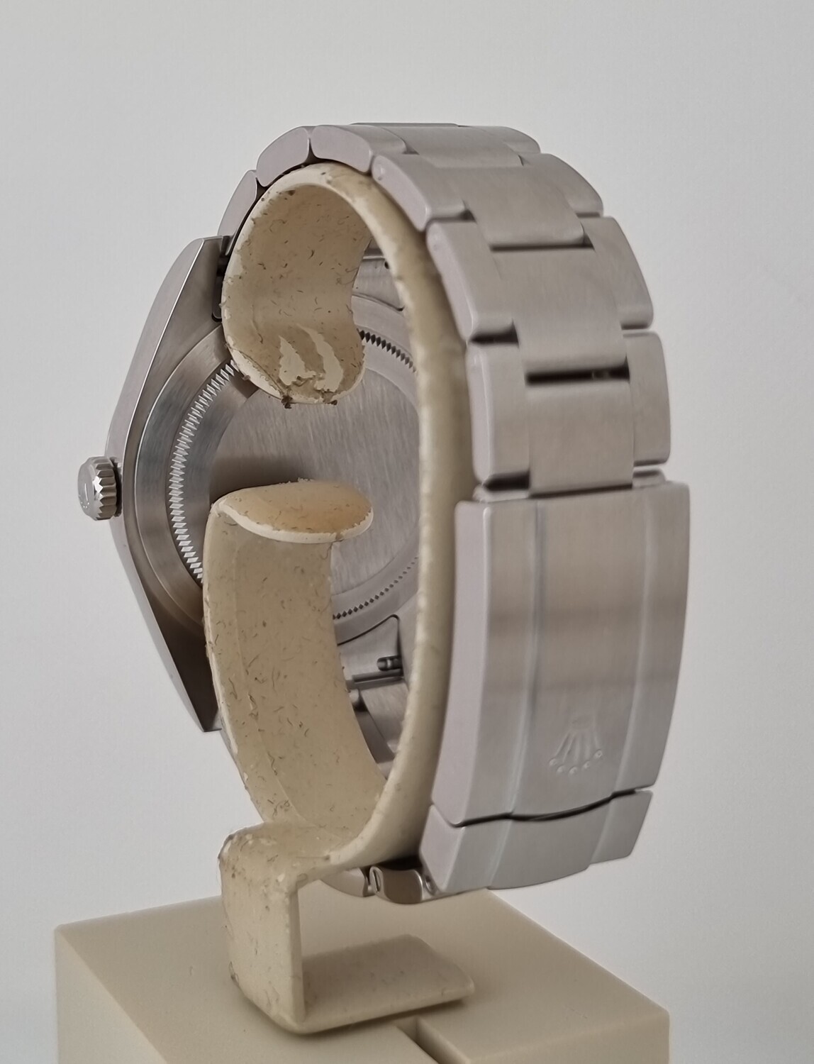 Rolex OYSTER PERPETUAL 39 114300, White Dial, 2019 Full Set, Excellent Condition