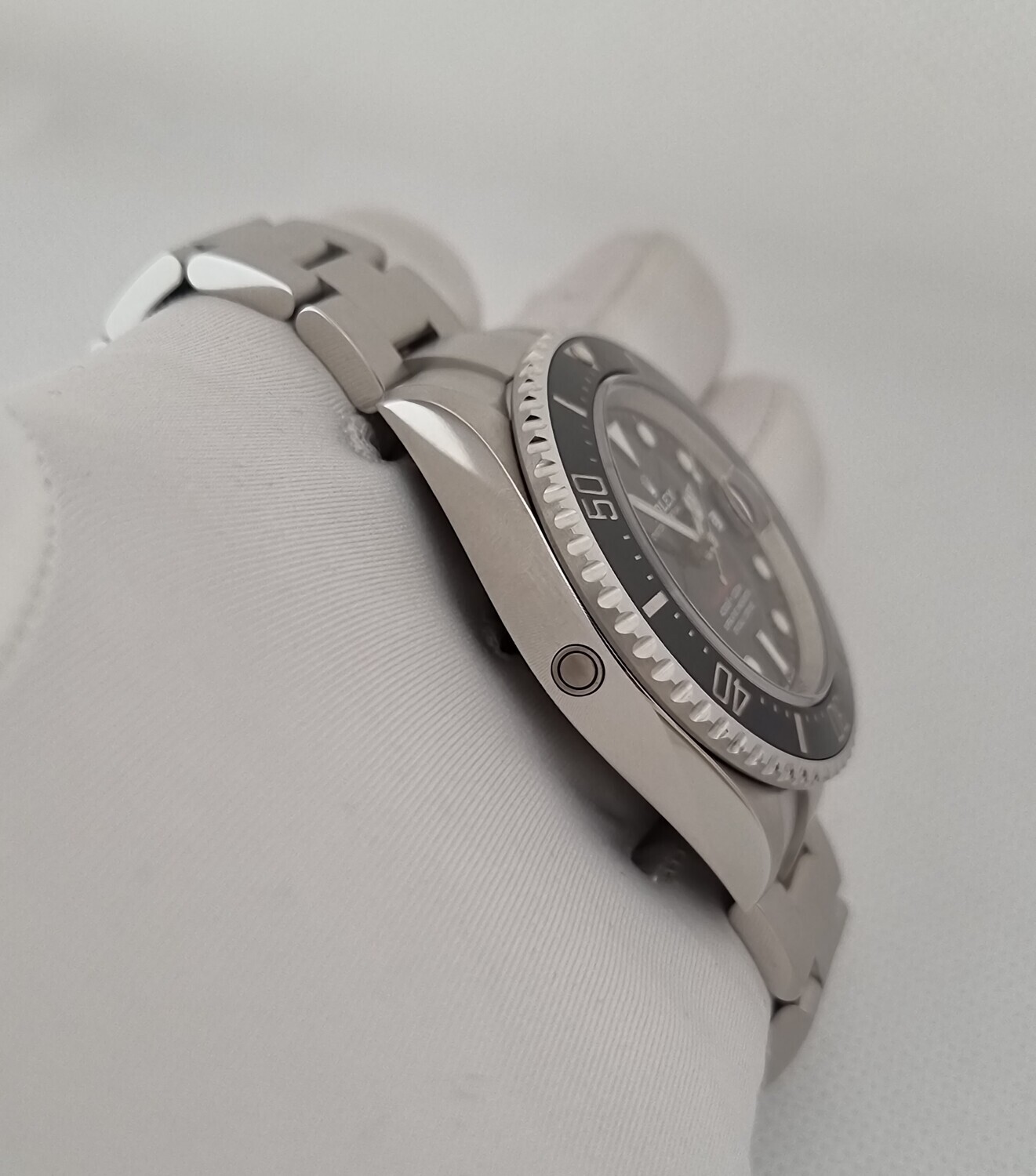 Rolex Sea-Dweller 126600, 50th Anniversary Red Writing, Full Set 2022