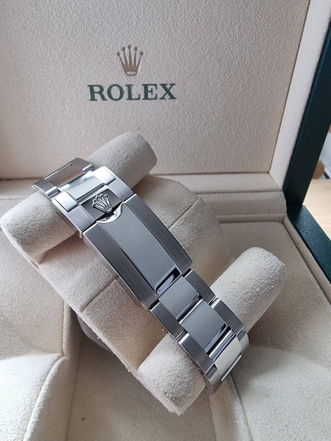 Rolex GMT Master II 116710BLNR &#39;BATMAN&#39; - 2016 Full Set