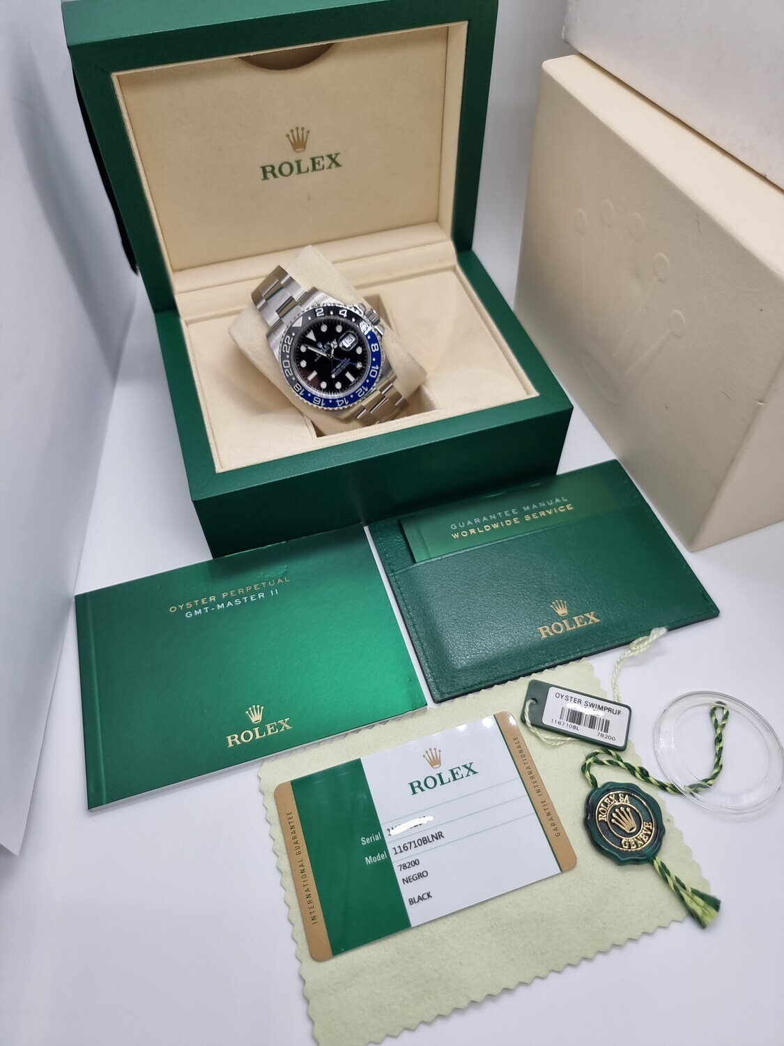 Rolex GMT Master II 116710BLNR &#39;BATMAN&#39; - 2016 Full Set