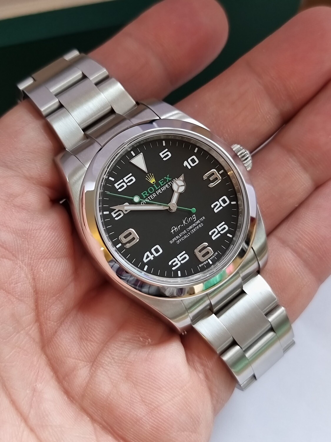 Rolex Airking Watch Ref: 116900 - 2018 Full Set - Discontinued Model - &#39;Bloodhound&#39;