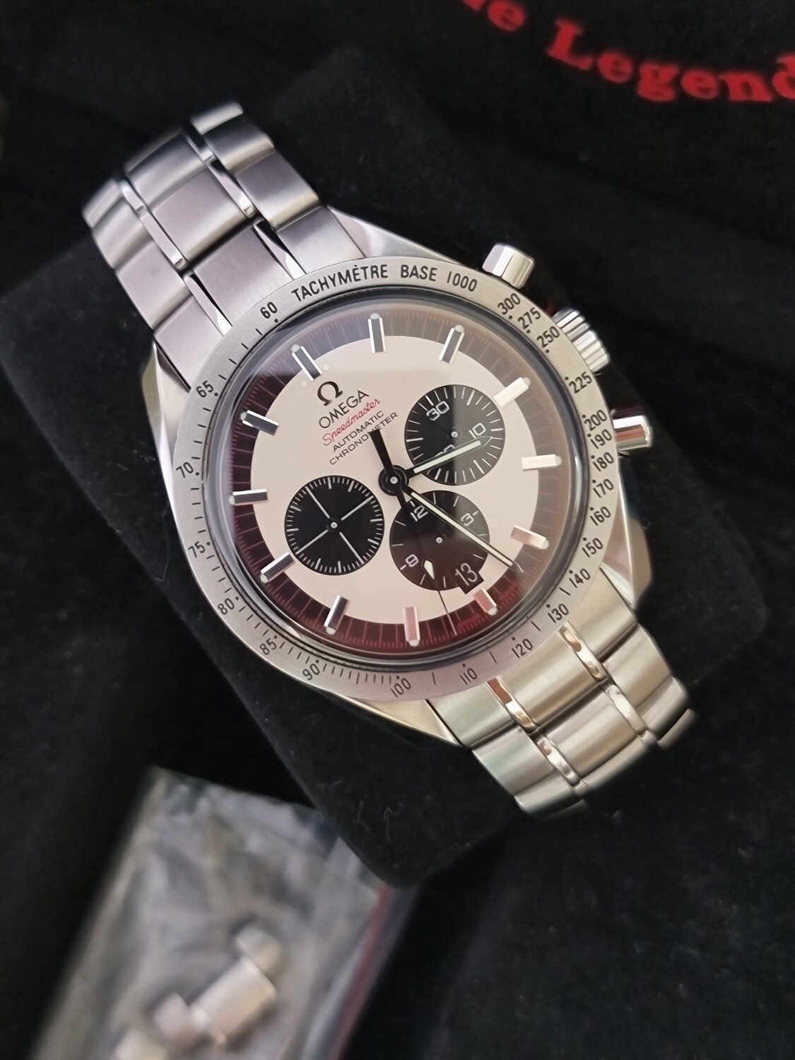 Omega Speedmaster &#39;Michael Schumacher&#39; Legends Limited Edition Panda 3559.32.00