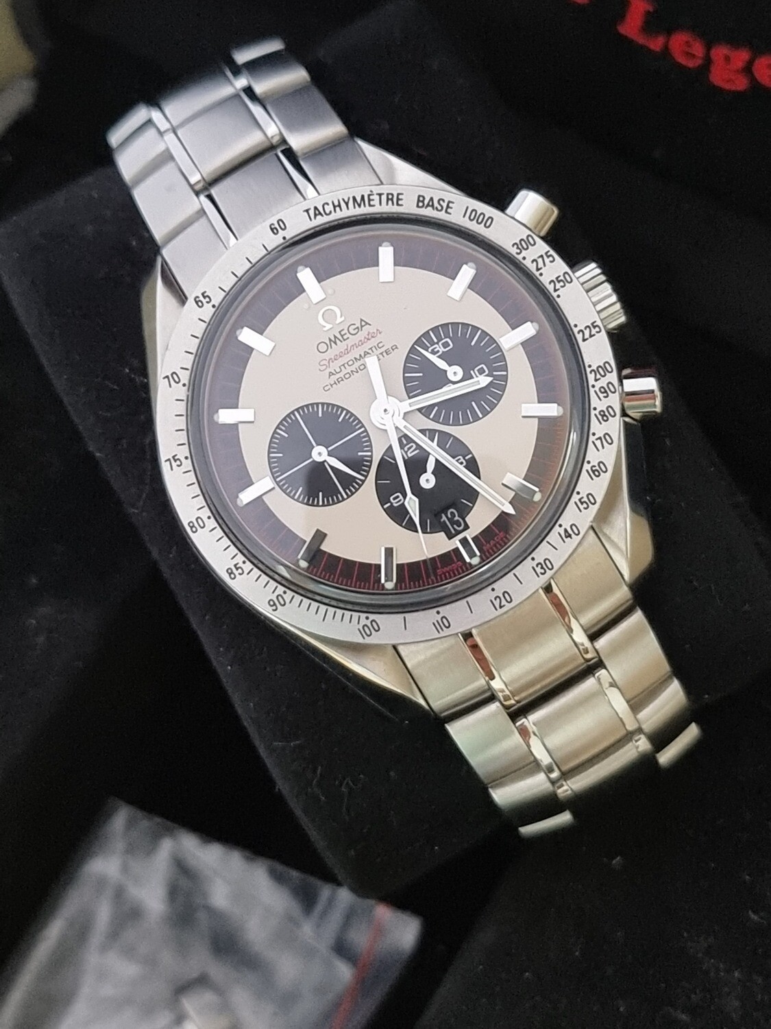 Omega Speedmaster &#39;Michael Schumacher&#39; Legends Limited Edition Panda 3559.32.00