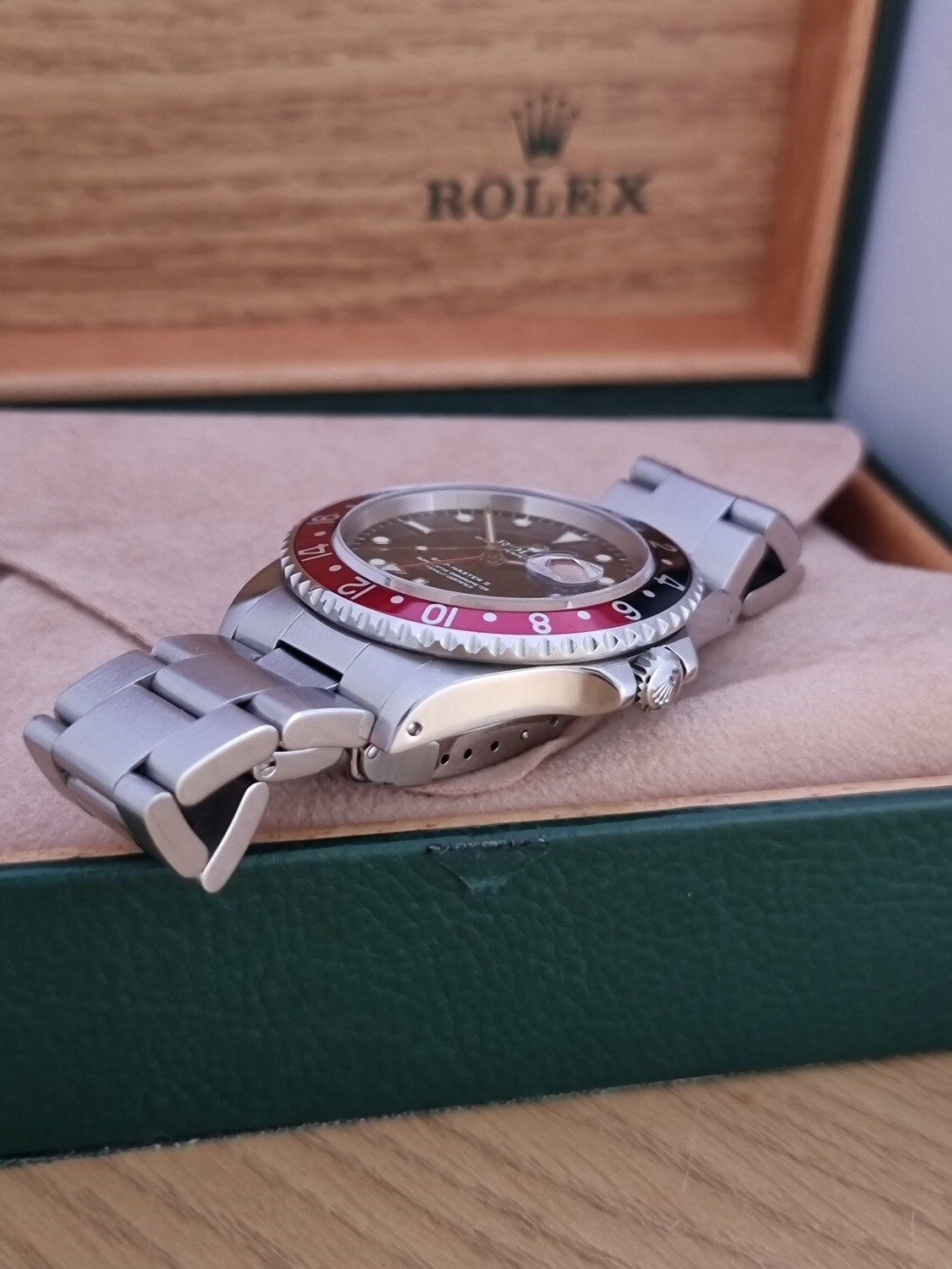 Rolex GMT Master II watch Ref 16710, Coke 1998 Full Set