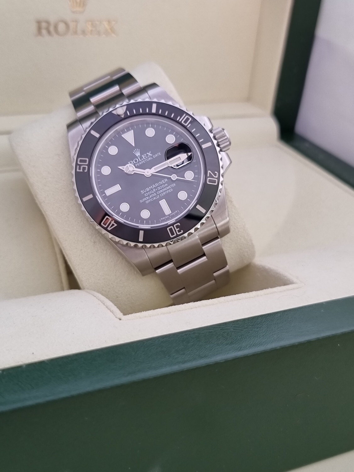 Rolex Submariner 116610LN - 2016 Full Set - Excellent Condition