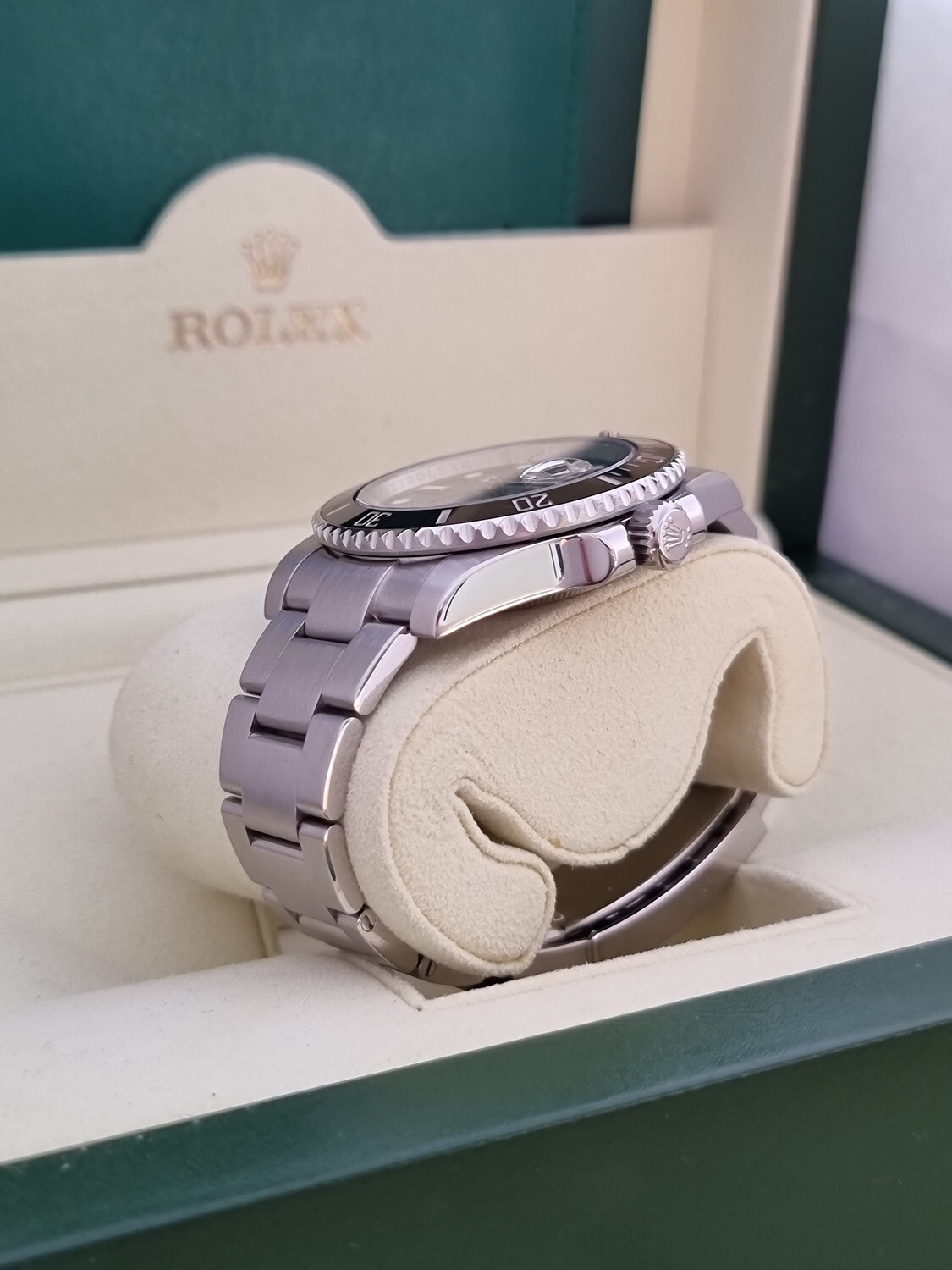 Rolex Submariner 116610LN - 2016 Full Set - Excellent Condition