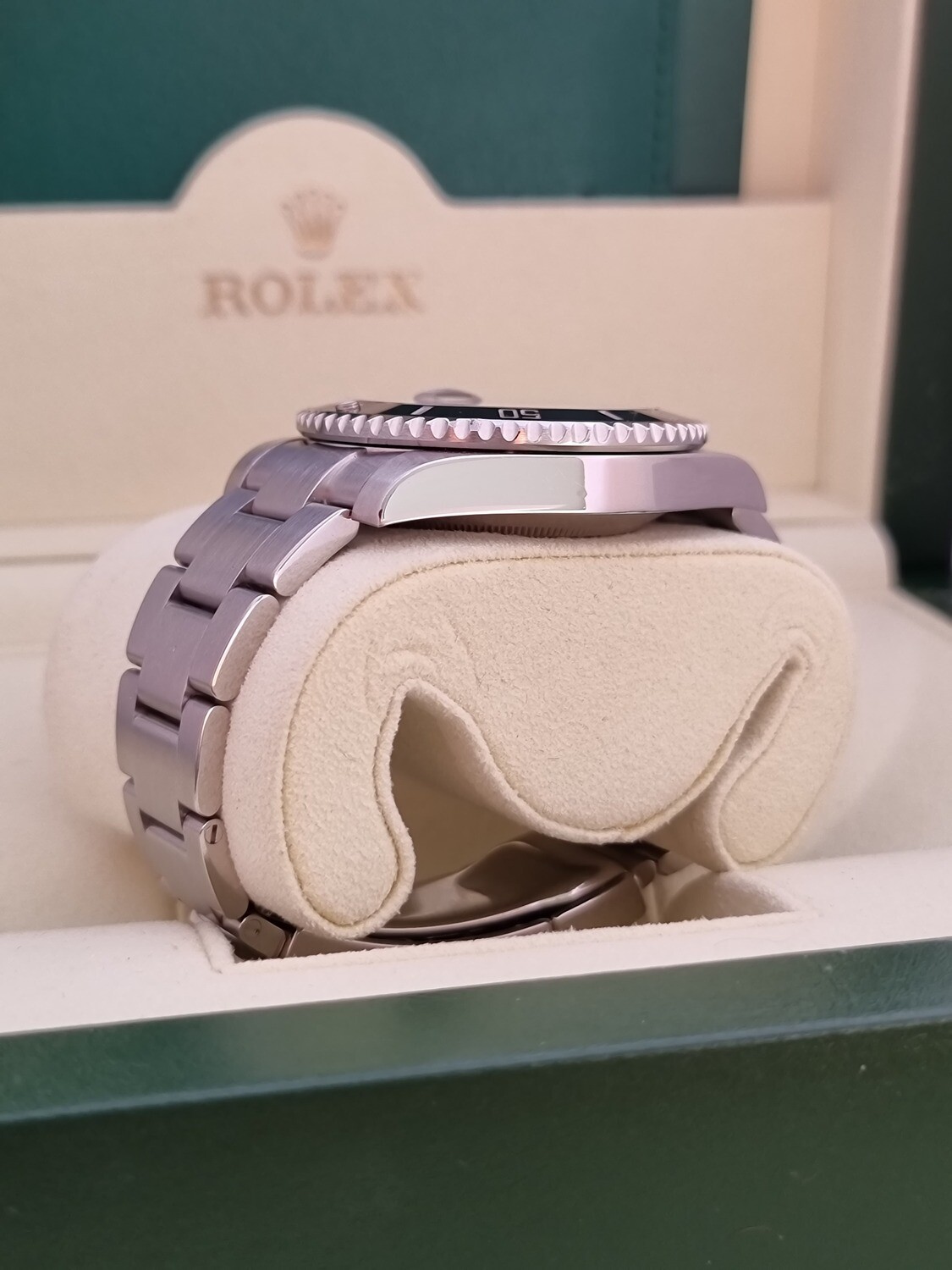 Rolex Submariner 116610LN - 2016 Full Set - Excellent Condition