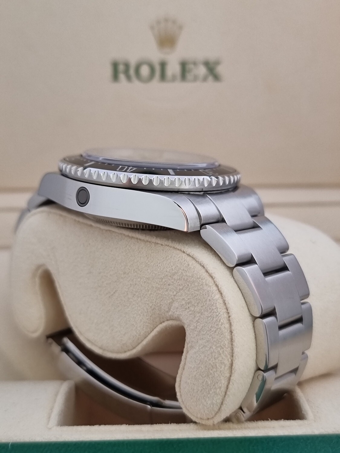 Rolex Sea-Dweller 116600 SD4K 4000 Model, 2016 Full Set, 2023 Rolex Service