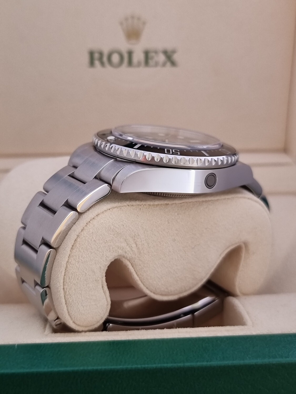 Rolex Sea-Dweller 116600 SD4K 4000 Model, 2016 Full Set, 2023 Rolex Service