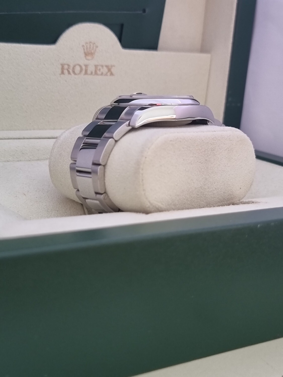 Rolex Datejust 116200, 36mm Rare Black Concentric Dial