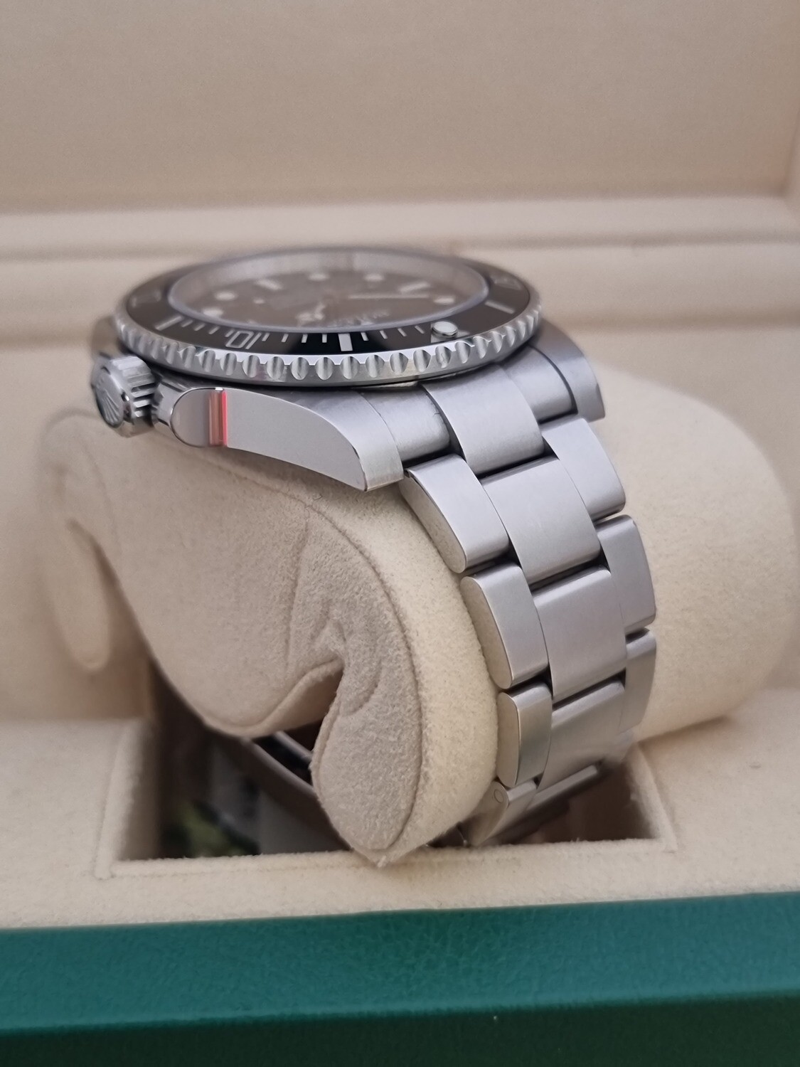 Rolex Submariner 114060 - 2017 Full Set - Some Stickers &amp; original receipt
