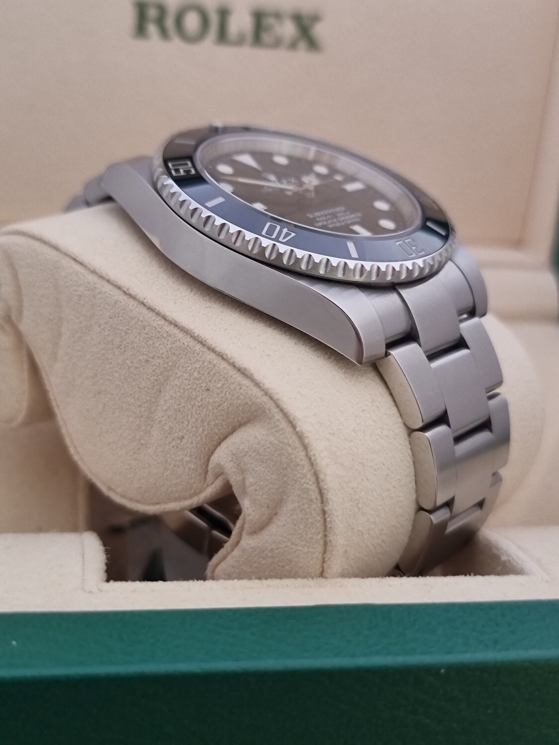 Rolex Submariner 114060 - 2017 Full Set - Some Stickers &amp; original receipt