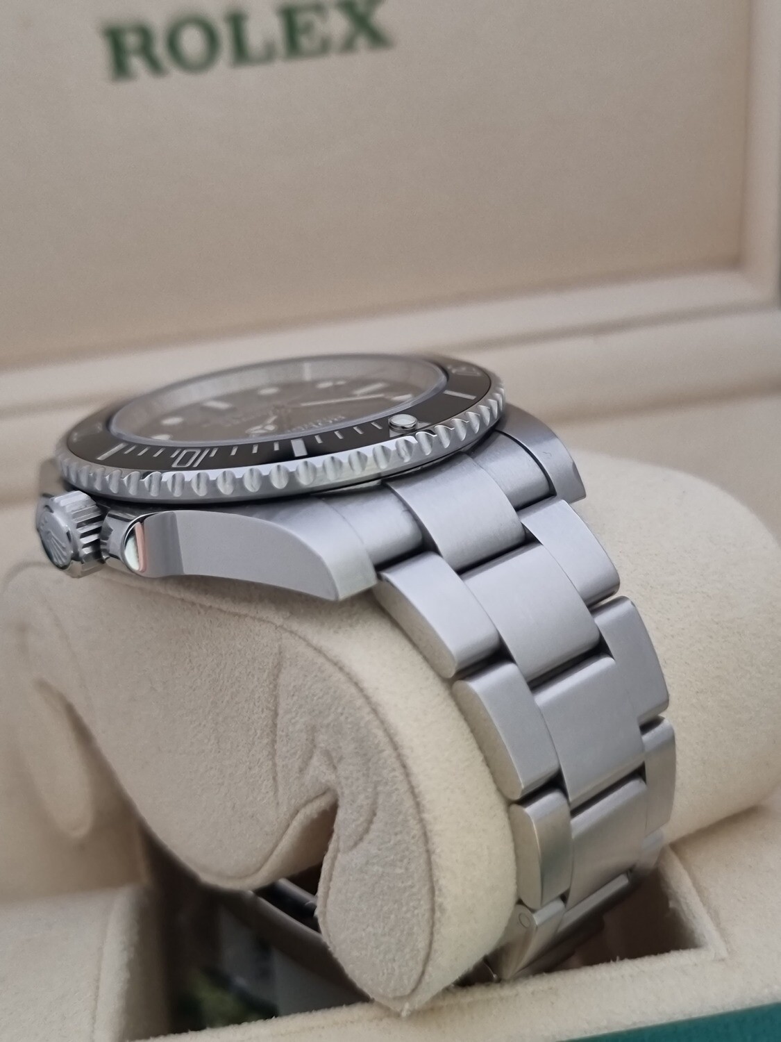 Rolex Submariner 114060 - 2017 Full Set - Some Stickers &amp; original receipt