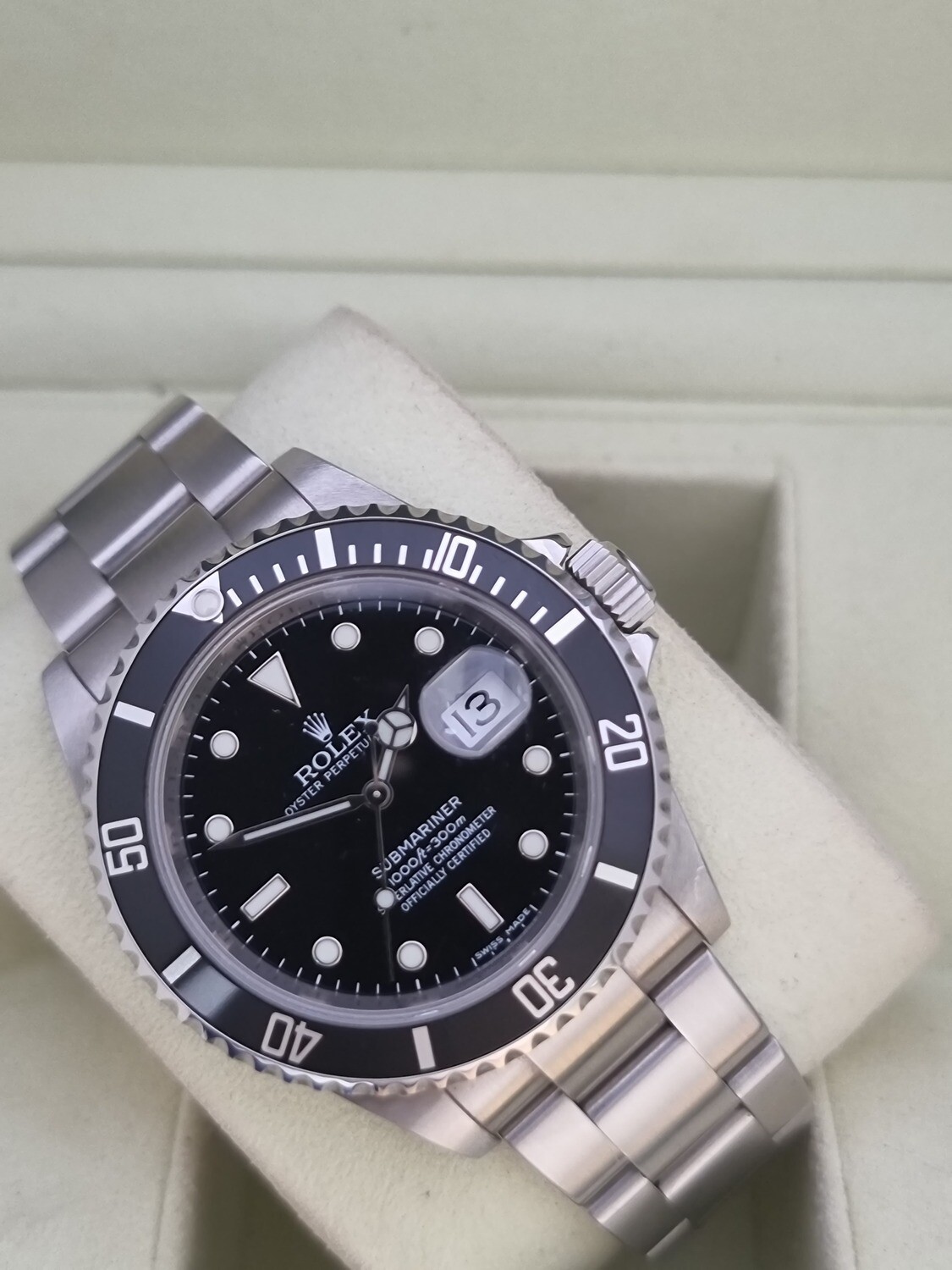 Rolex Submariner Date 16610, 2009 Full Set, Exceptional Condition Never Polished