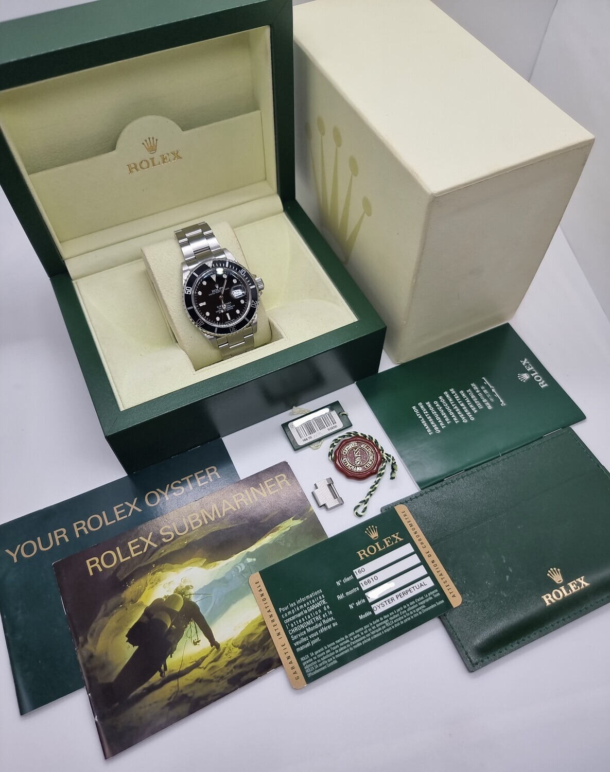 Rolex Submariner Date 16610, 2009 Full Set, Exceptional Condition Never Polished
