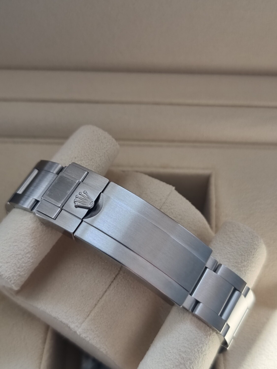 Rolex Submariner 114060 - 2017 Full Set - Some Stickers &amp; original receipt