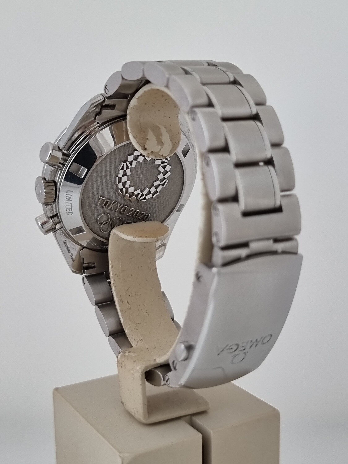 Omega Speedmaster 2020 Olympic Games &#39;Tokyo Edition&#39; 2021 Full Set
