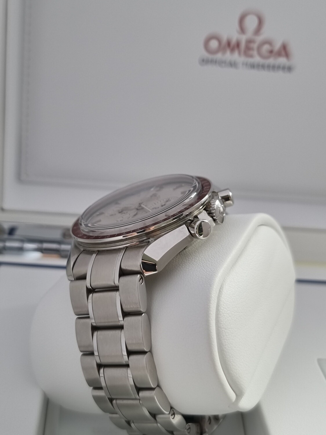 Omega Speedmaster 2020 Olympic Games &#39;Tokyo Edition&#39; 2021 Full Set